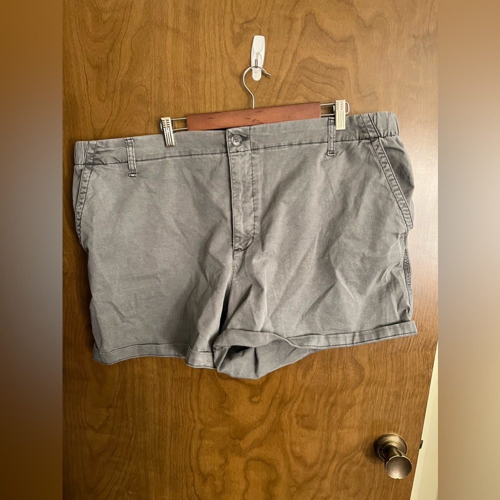 Old Navy Gray High-Waisted OGC Pull-On Chino Shorts -- 3.5-inch inseam XXL